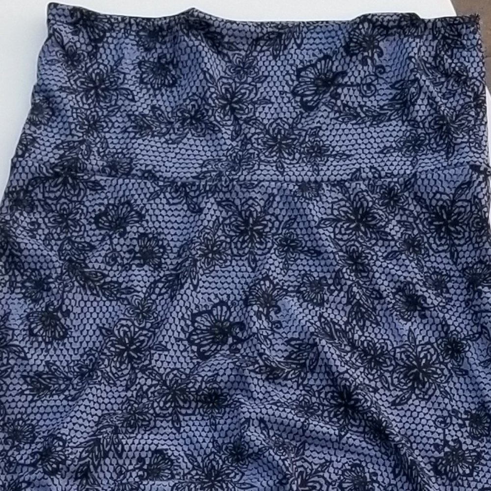 LulaRoe MAXI Skirt Black on Blue Floral & Honeycomb Design NWT